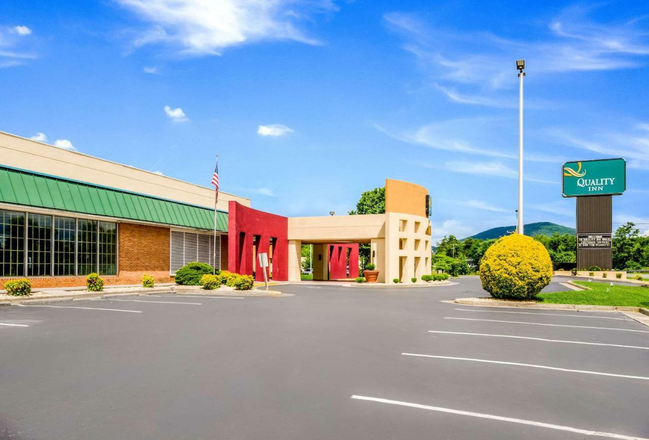 Quality Inn Roanoke Airport Екстериор снимка
